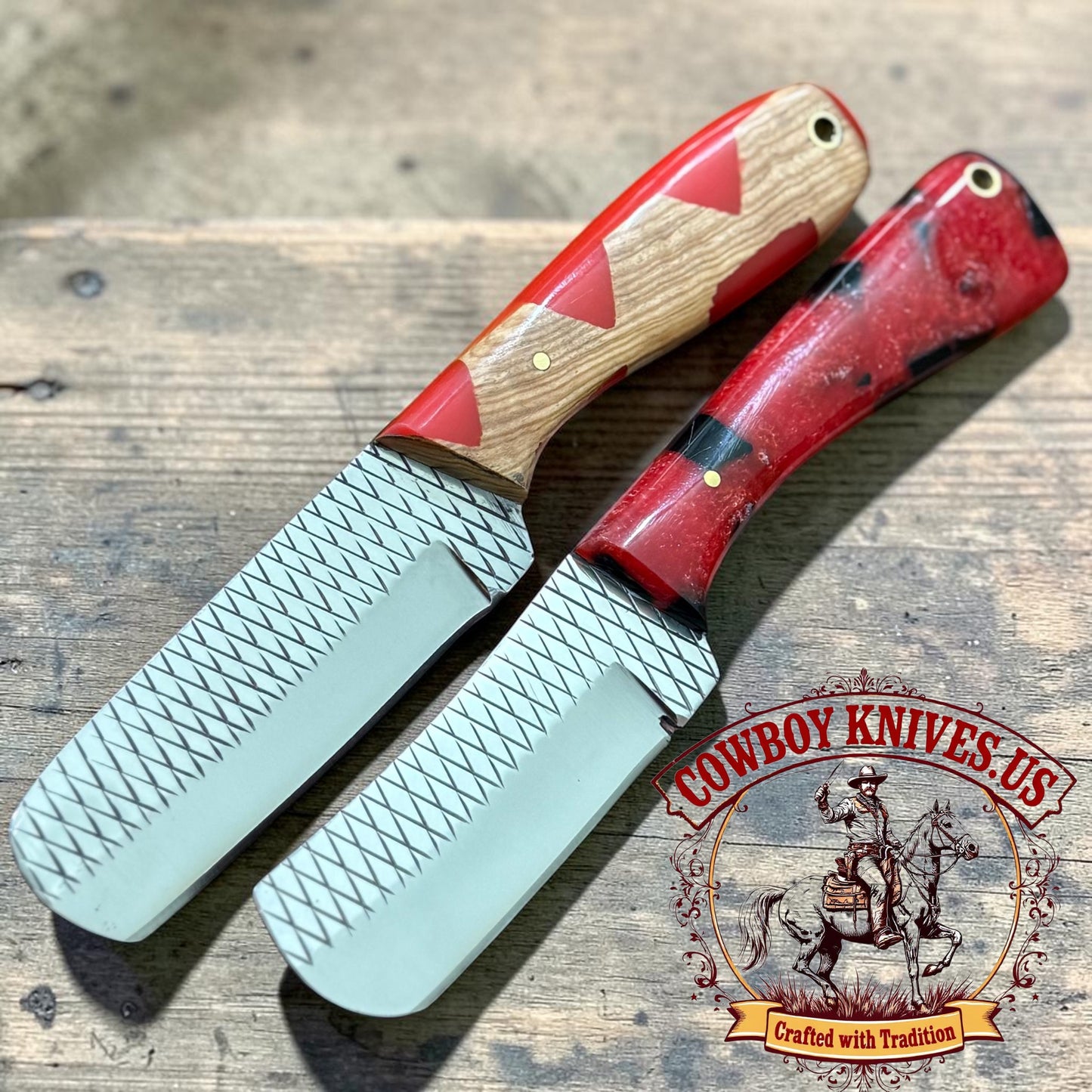 3.5" & 3" Blade Calf Cutter Knives with Wood/Resin & Resin Handles