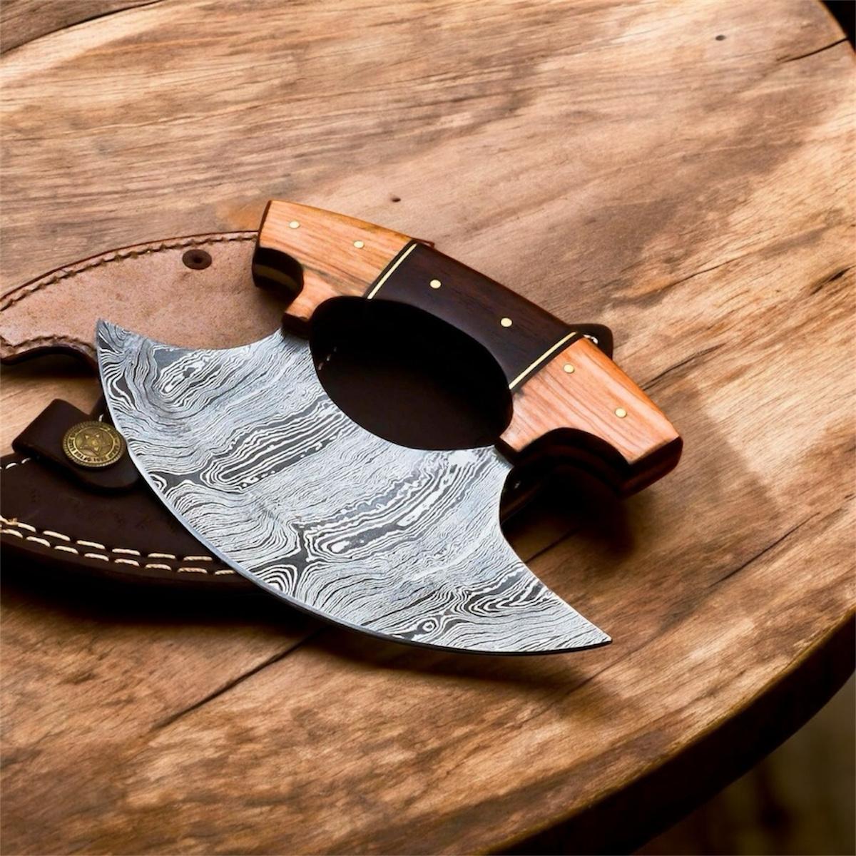 Ulu Knife – Twist Pattern Damascus Steel Blade with Ash & Rosewood Handle and Leather Sheath
