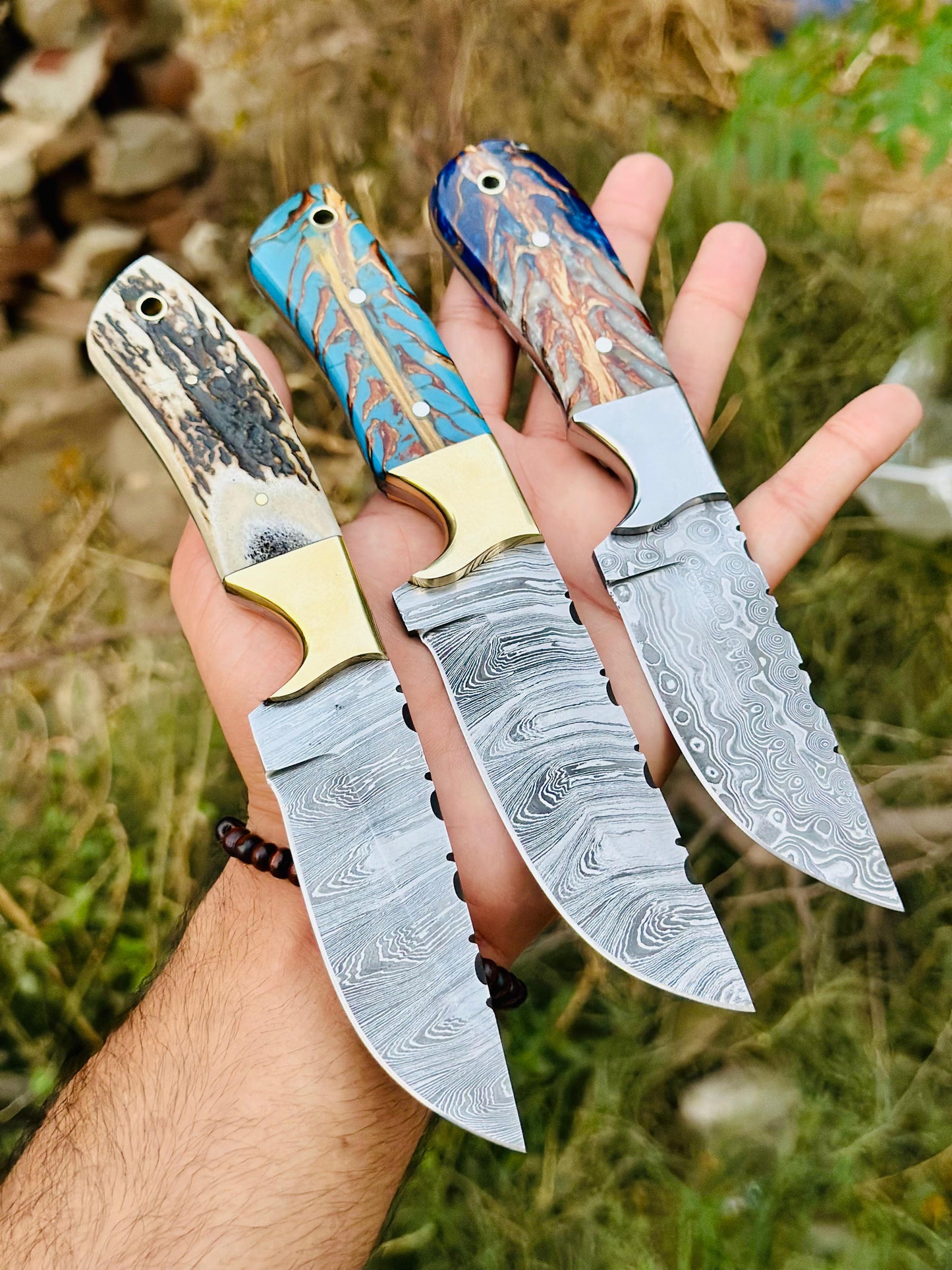 Cowboy Knives – Damascus Steel Blades, Antler Horn & Epoxy Resin Handles with Brass & Steel Bolsters