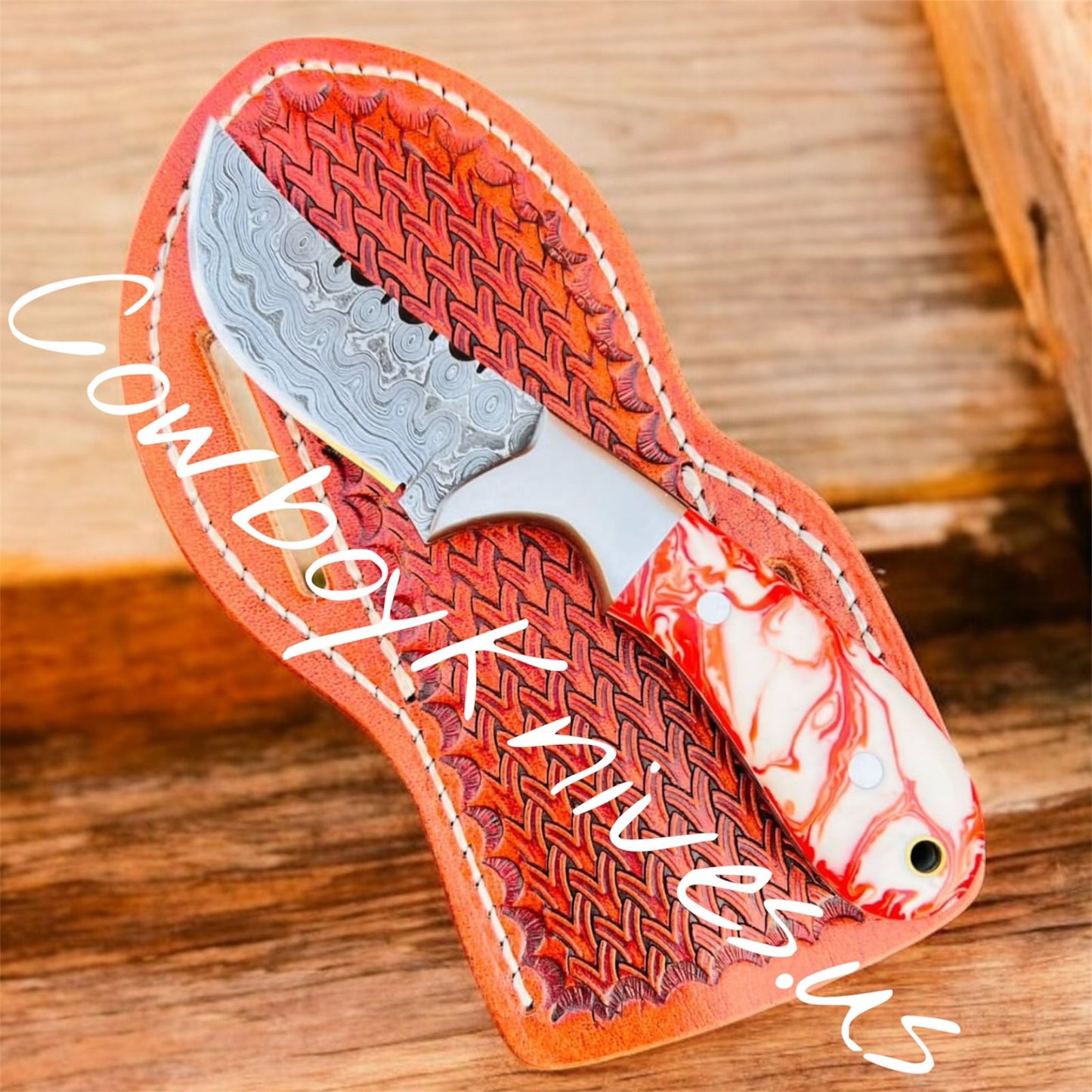 3" Blade Knife in a Belt with Damascus Steel & Epoxy Resin Handle