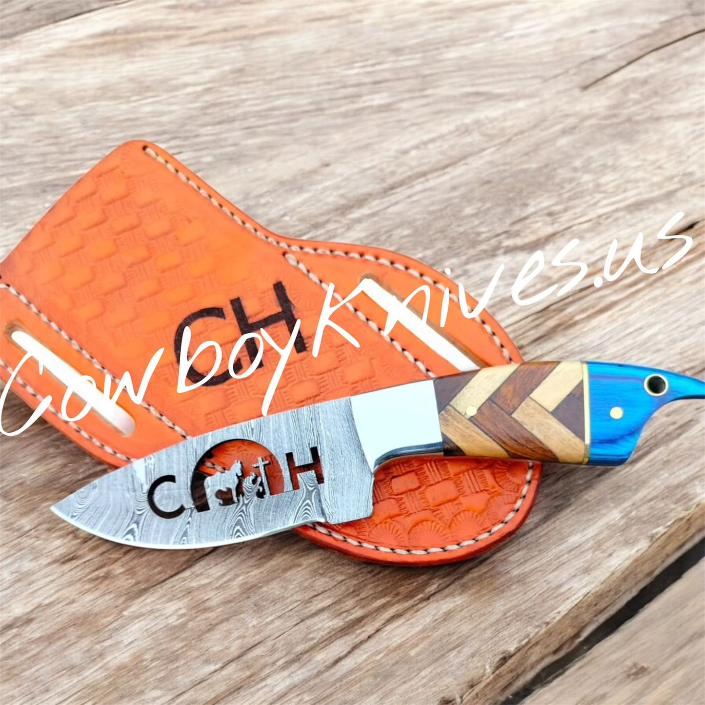 4" Blade Knife in a Belt – Damascus Steel with Exotic Wood Handle