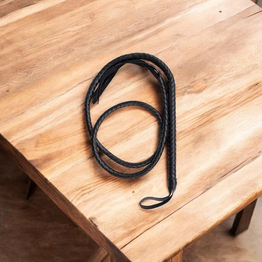 Bullwhip – Black Cowhide Leather, 16-Plait Braided (4–8 ft)