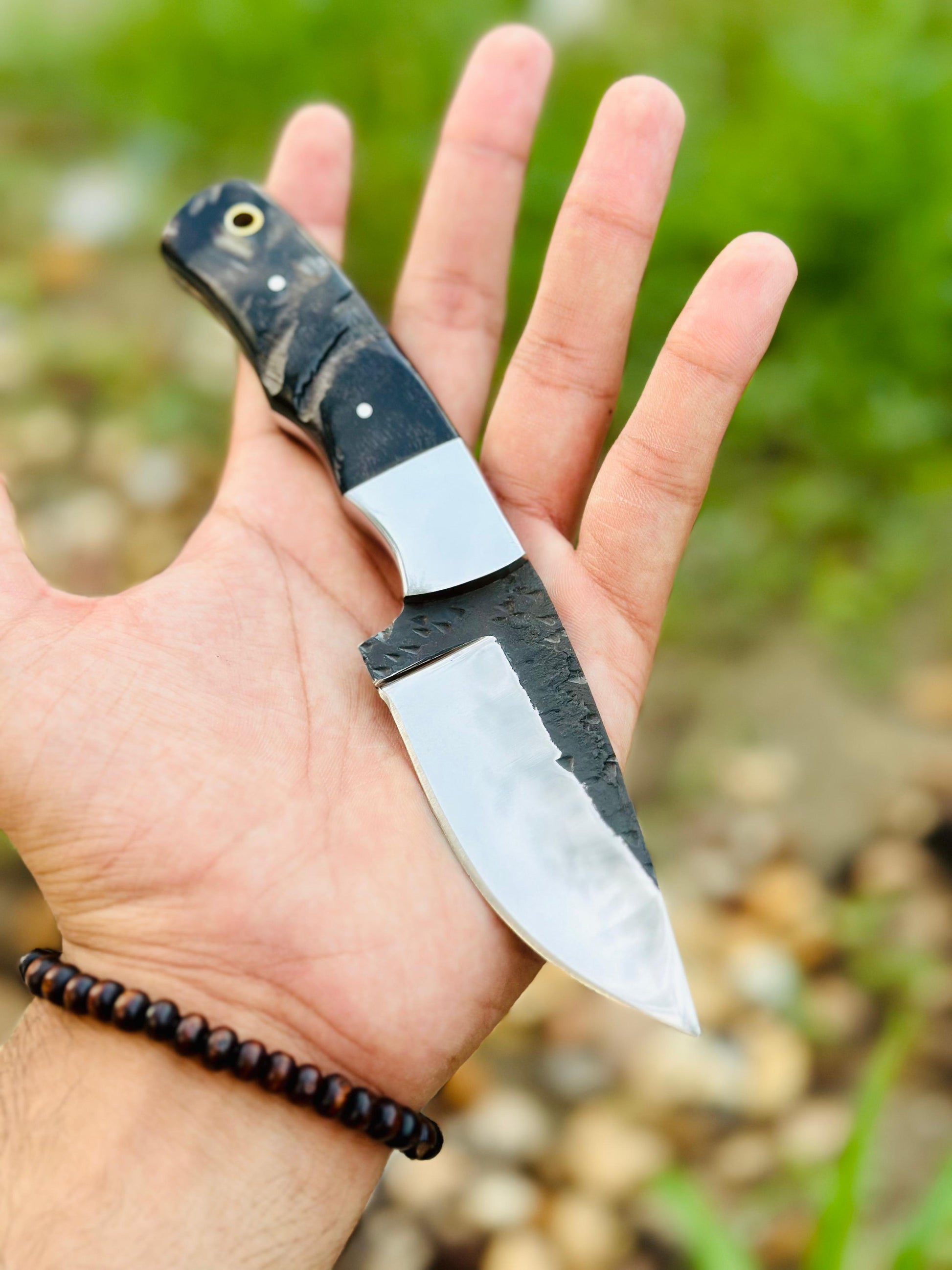 Belt with Knife – 1095 Carbon Steel Blade, Ram Horn Handle, 8"