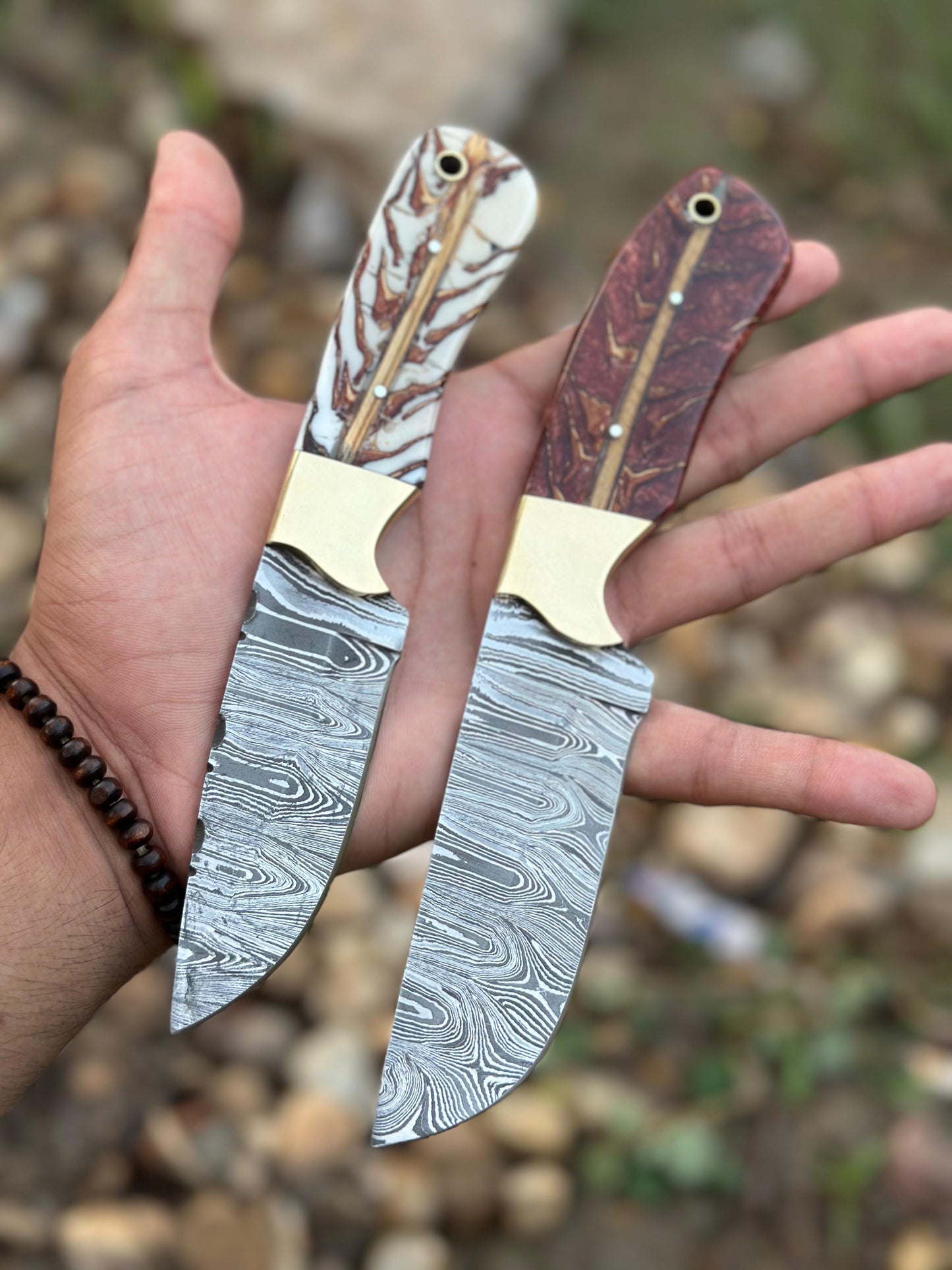 Belt Knives – Damascus Steel Blade, Pinecone Resin Handle, Brass Bolster, 8"